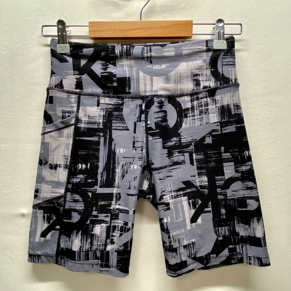 Calvin Klein Biker Shorts Women's Small Black Grey 7" Inseam Side‎ Pocket NWOT